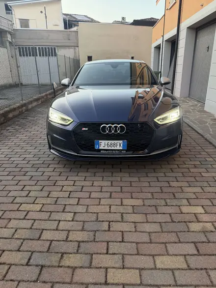 Audi S5