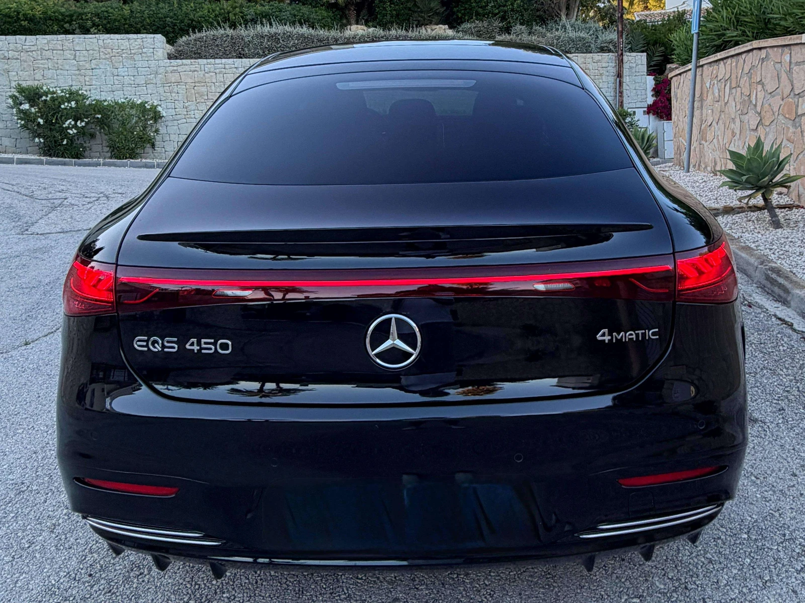 Mercedes-Benz EQS undefined