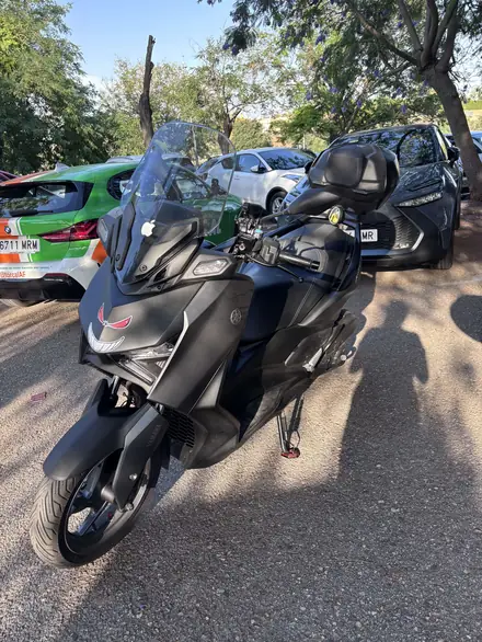 Yamaha X-Max 125