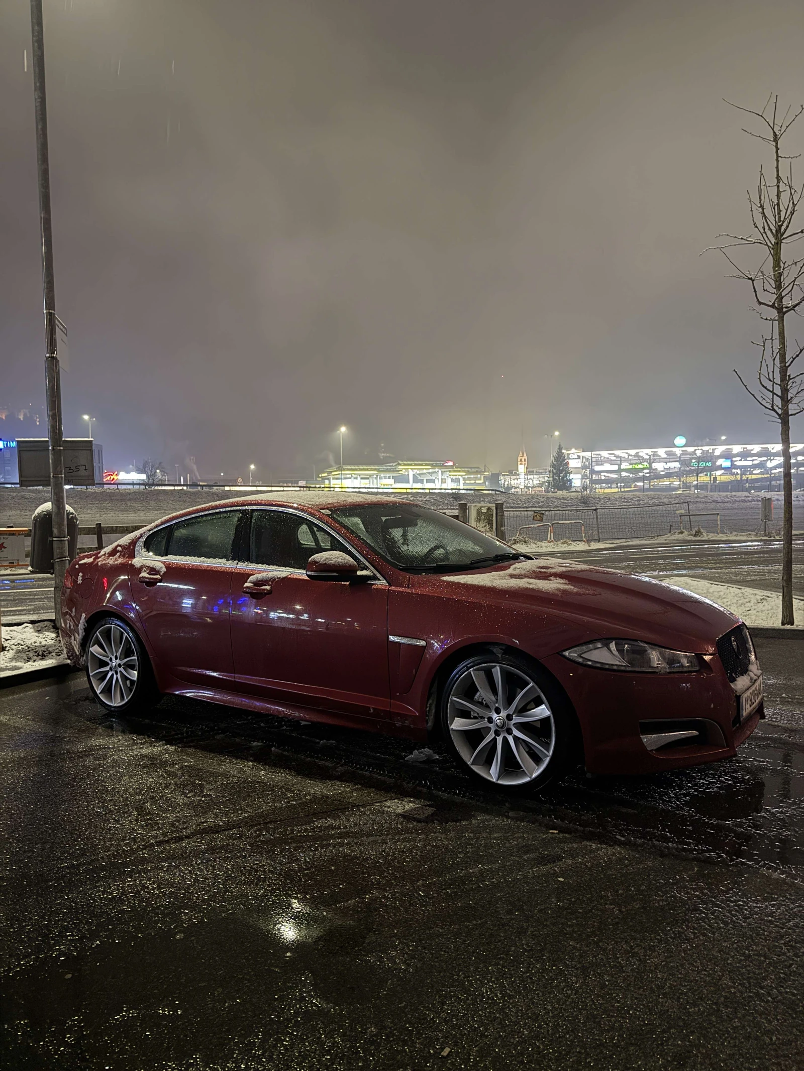 Jaguar XF