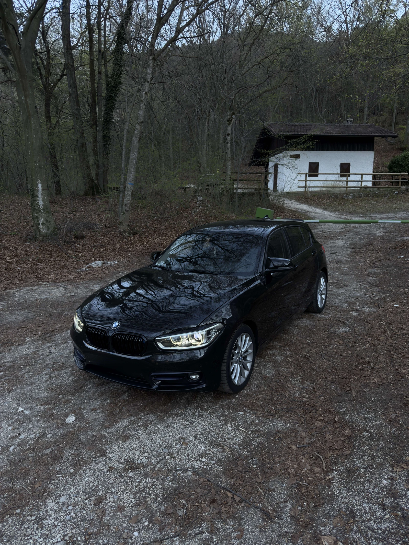 BMW 114