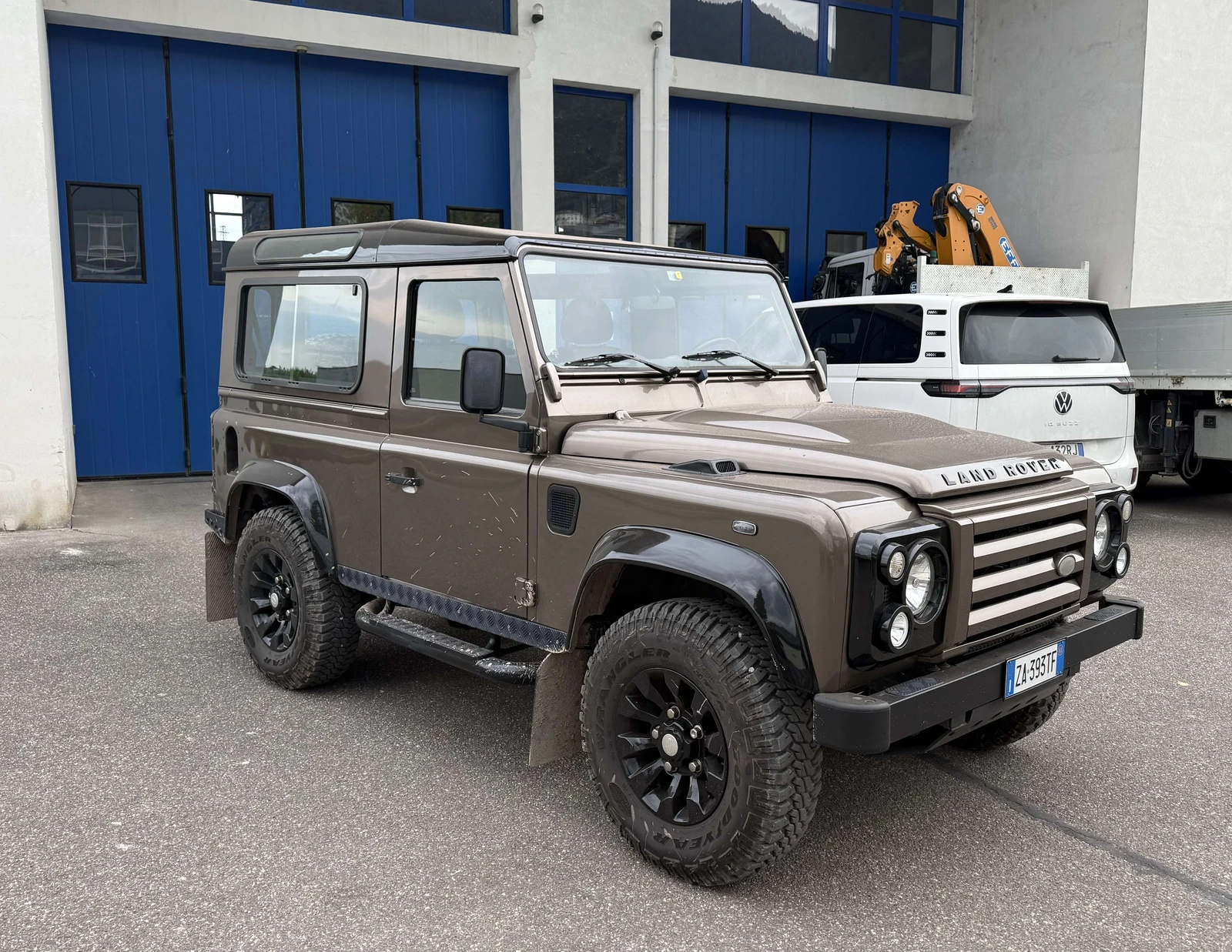 Land Rover Defender
