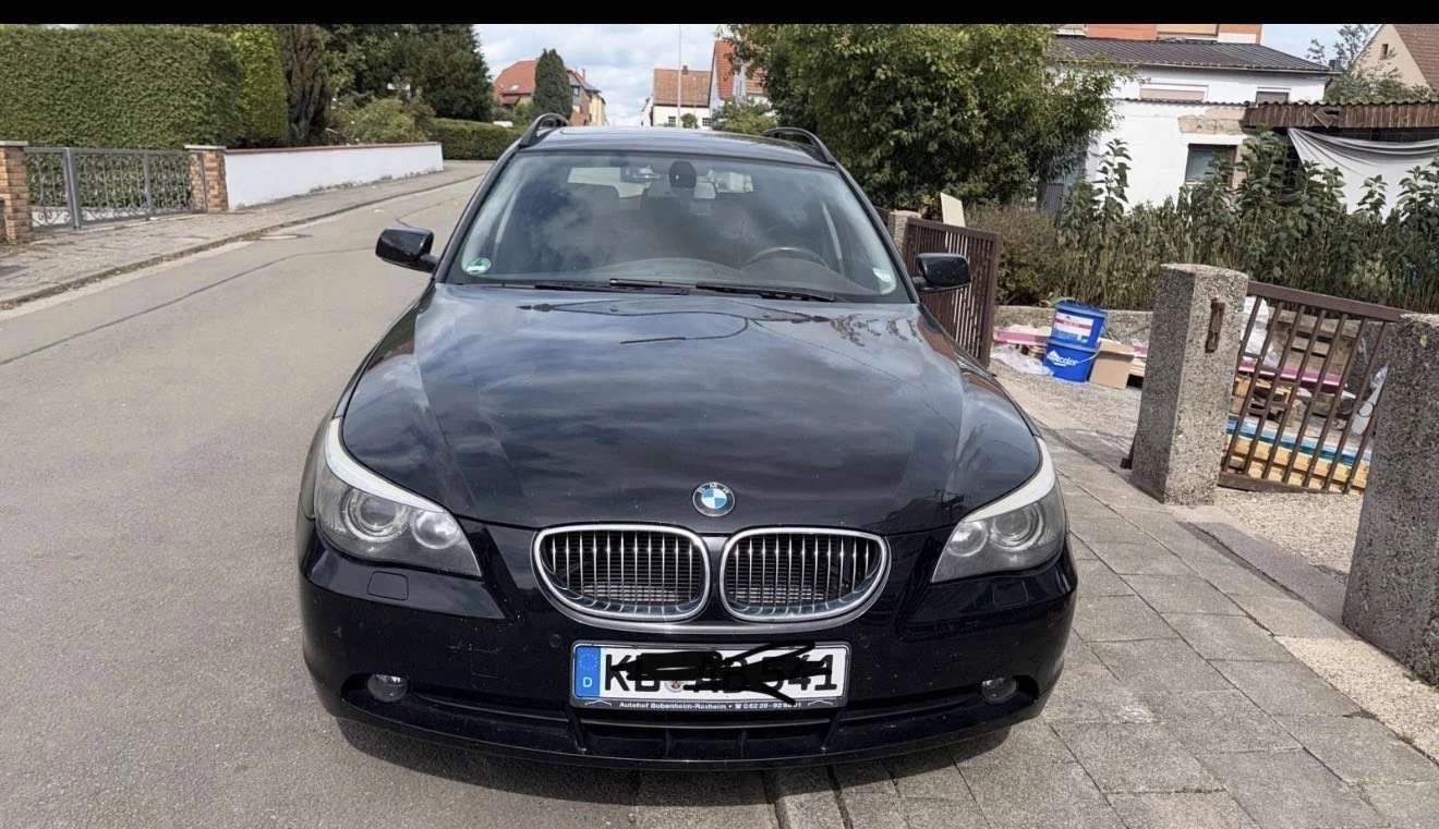 BMW 323