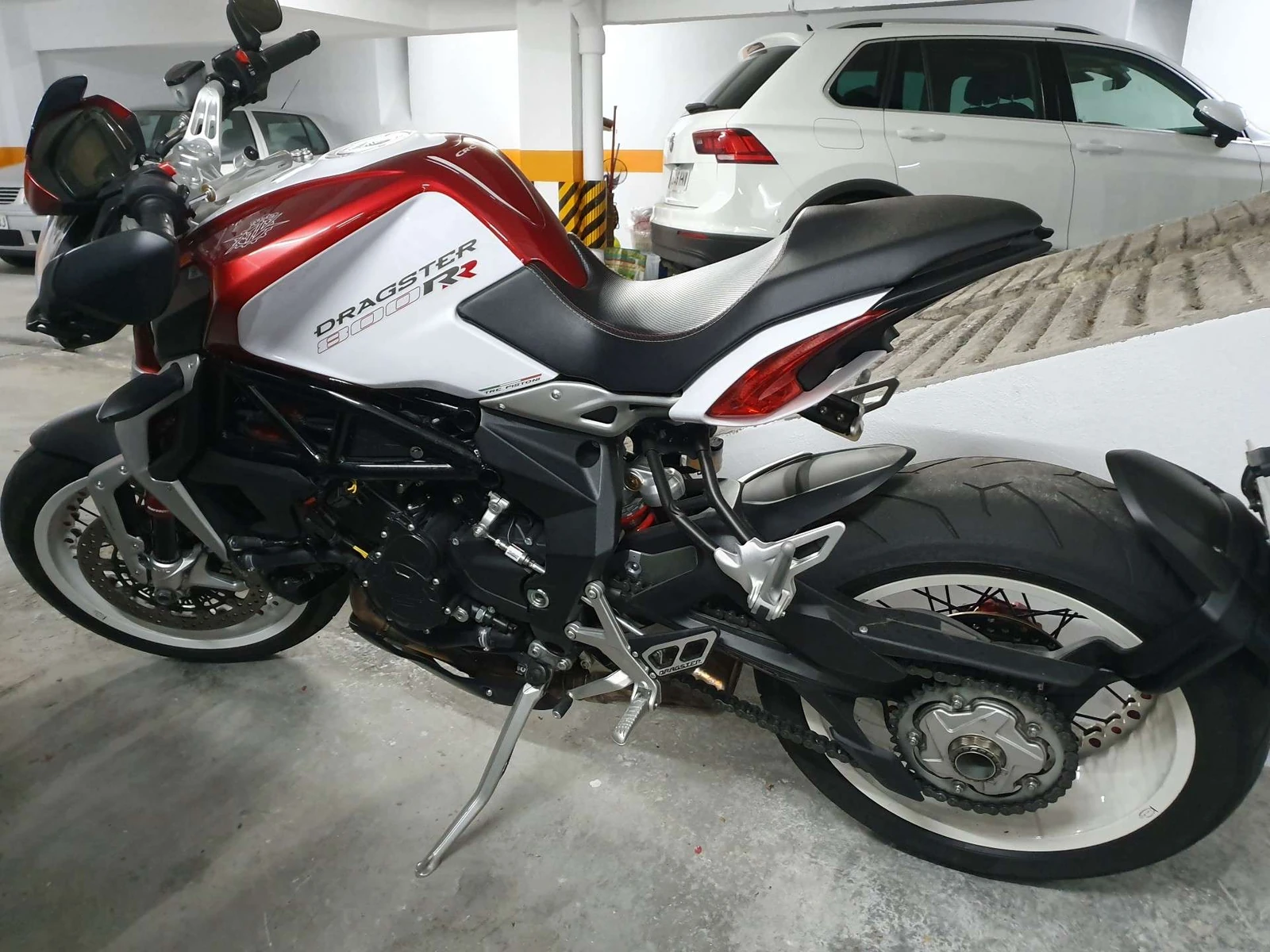 MV Agusta Brutale 800