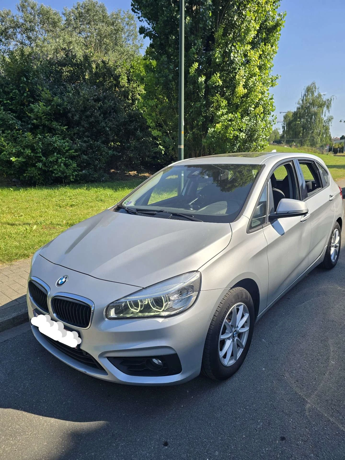 BMW 218