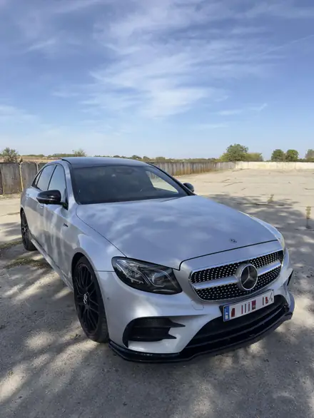 Mercedes-Benz E 43 AMG