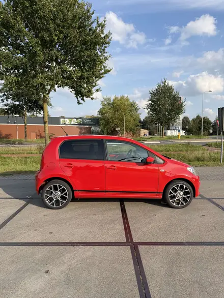 Volkswagen up!