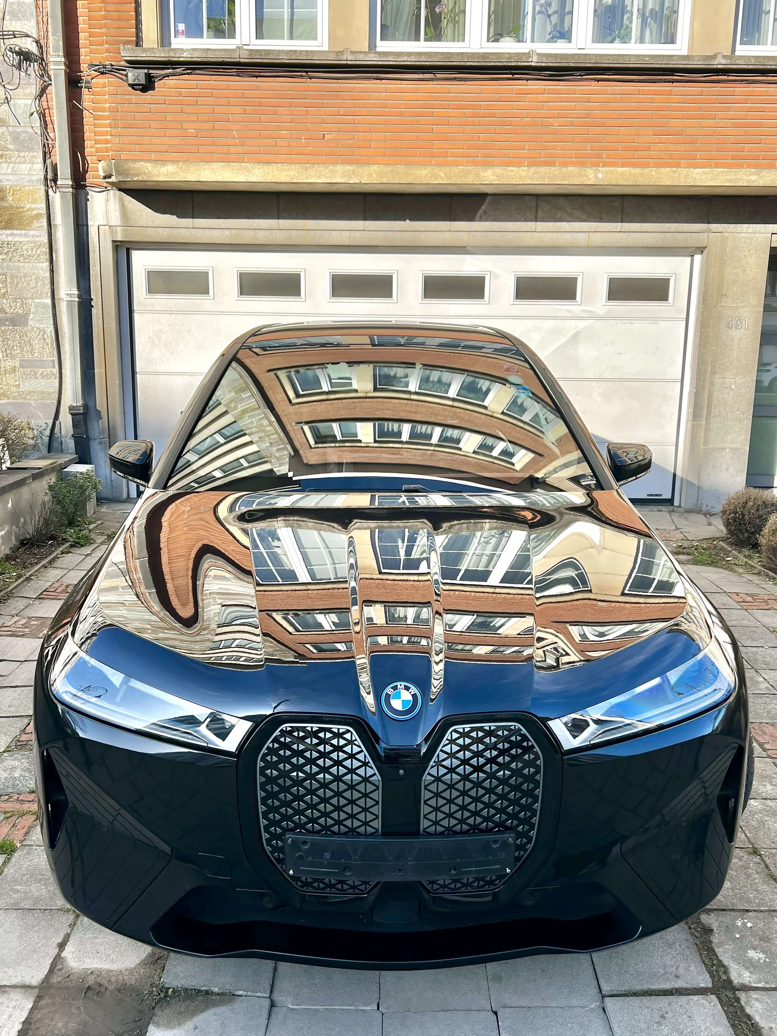 BMW iX