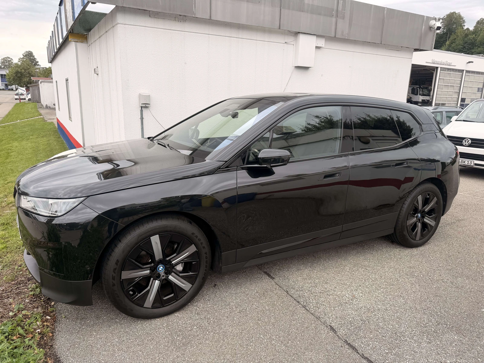 BMW iX undefined