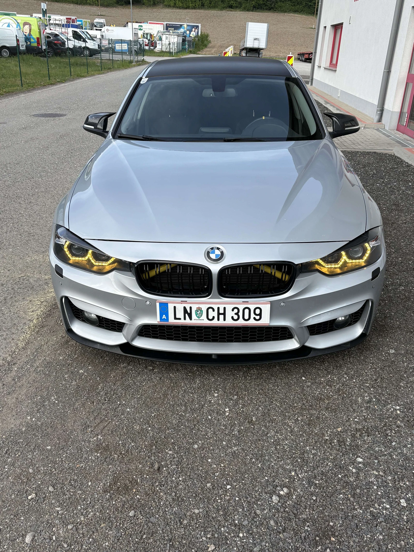 BMW 318