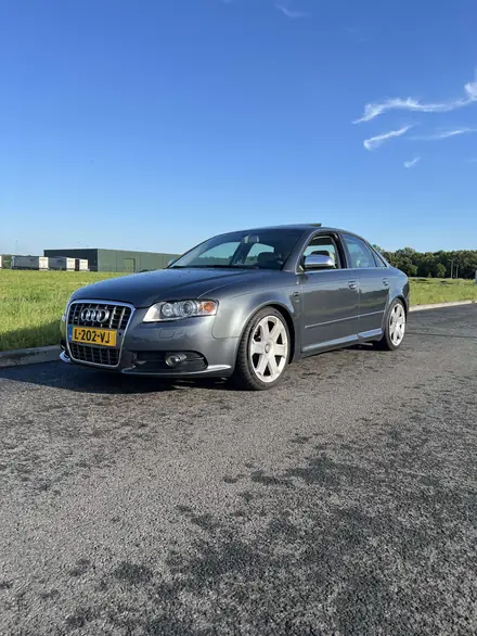 Audi S4