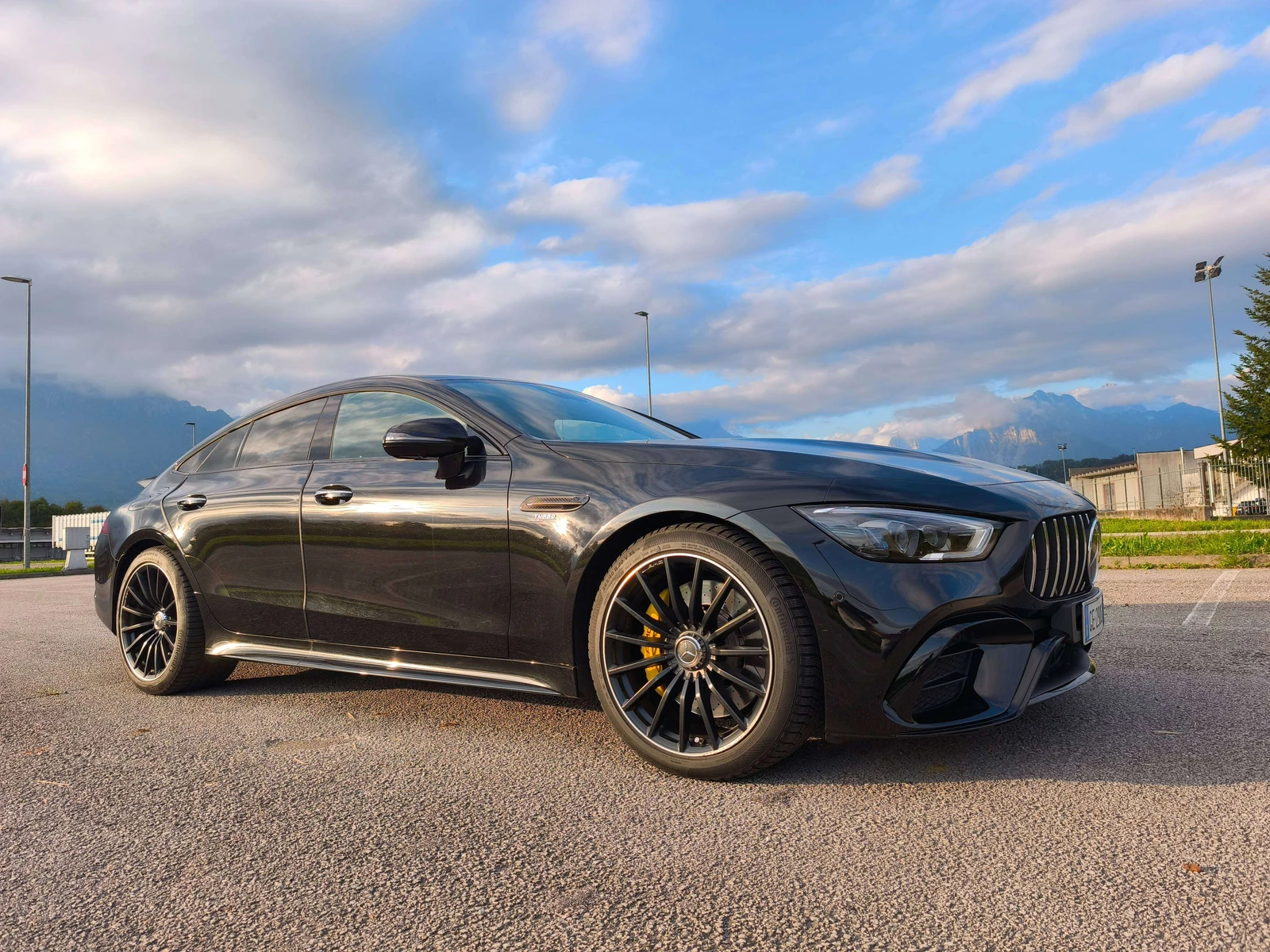 Mercedes-Benz AMG GT undefined