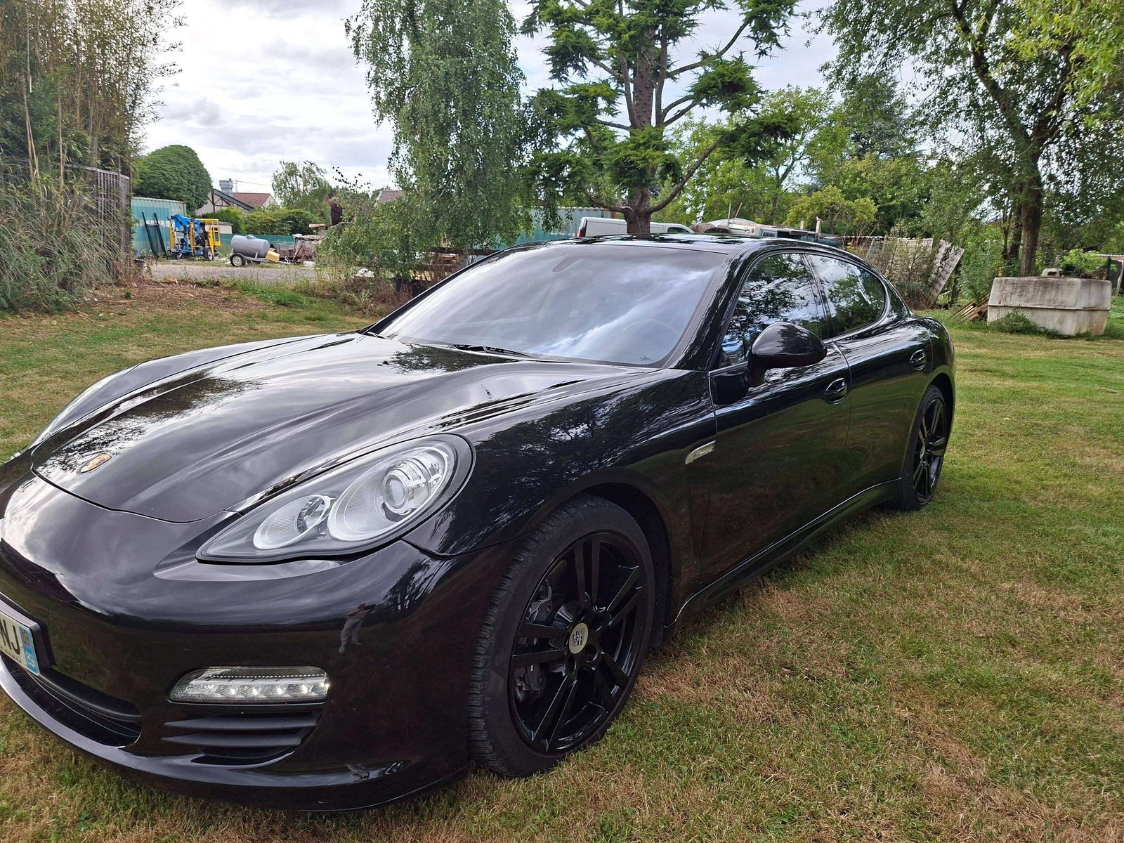 Porsche Panamera undefined