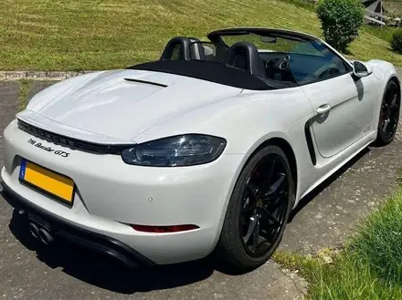 Porsche 718