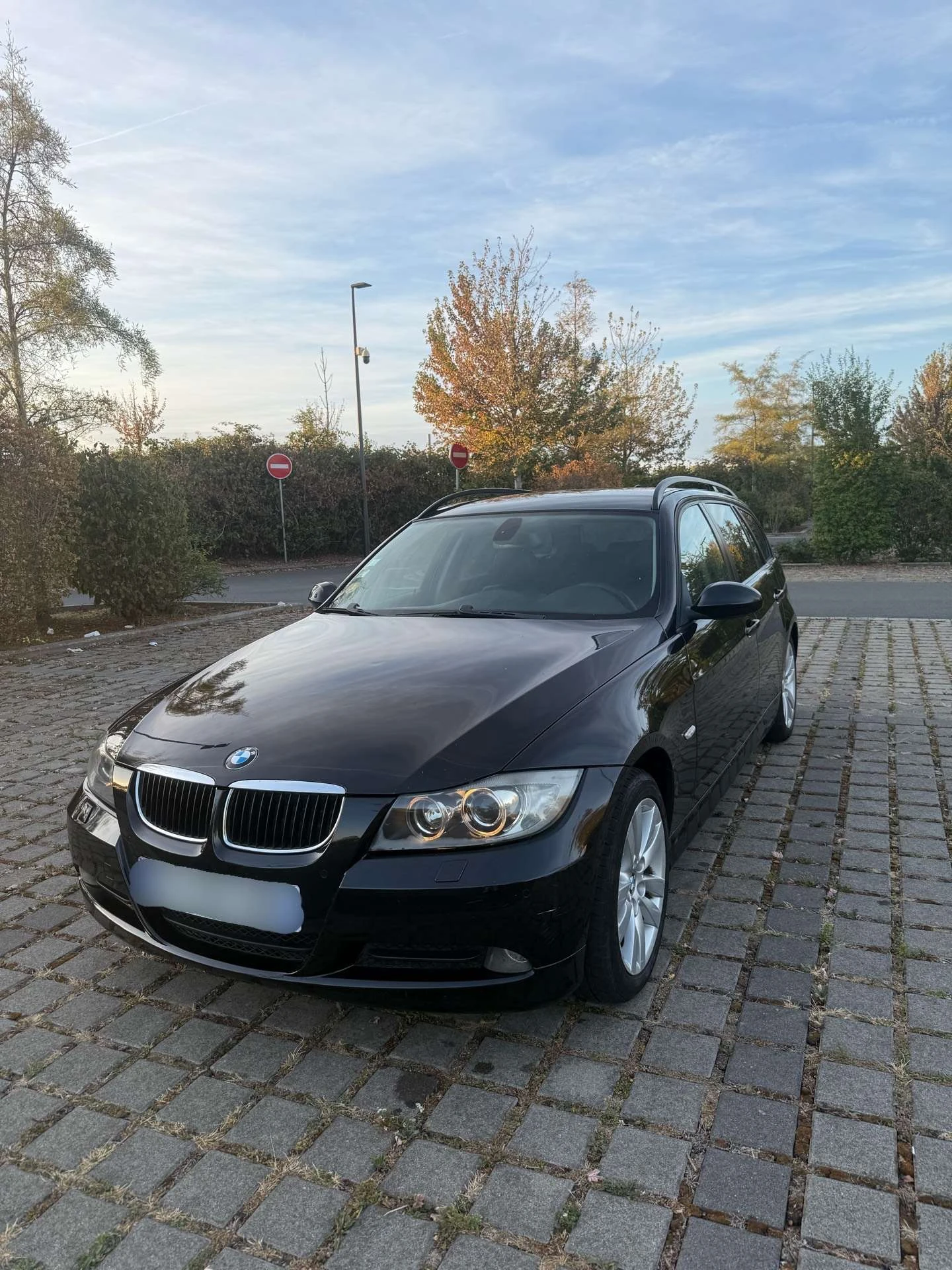 BMW 320