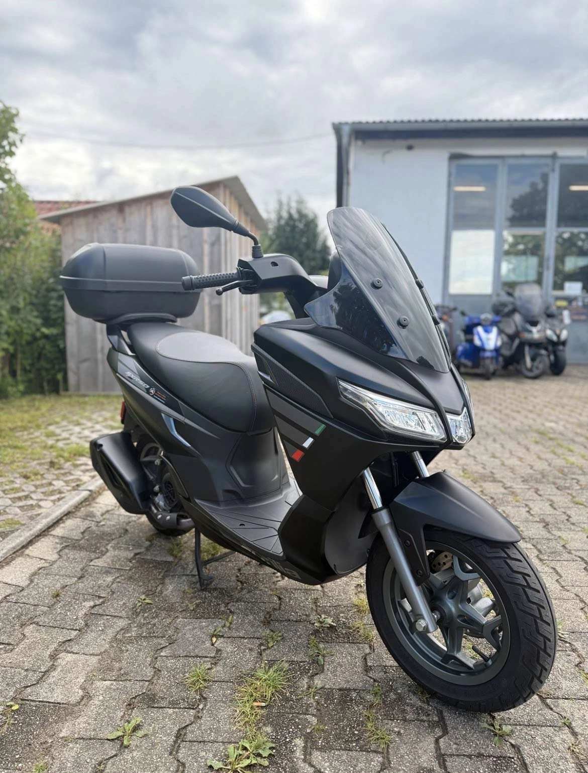 Aprilia SXR 50 undefined