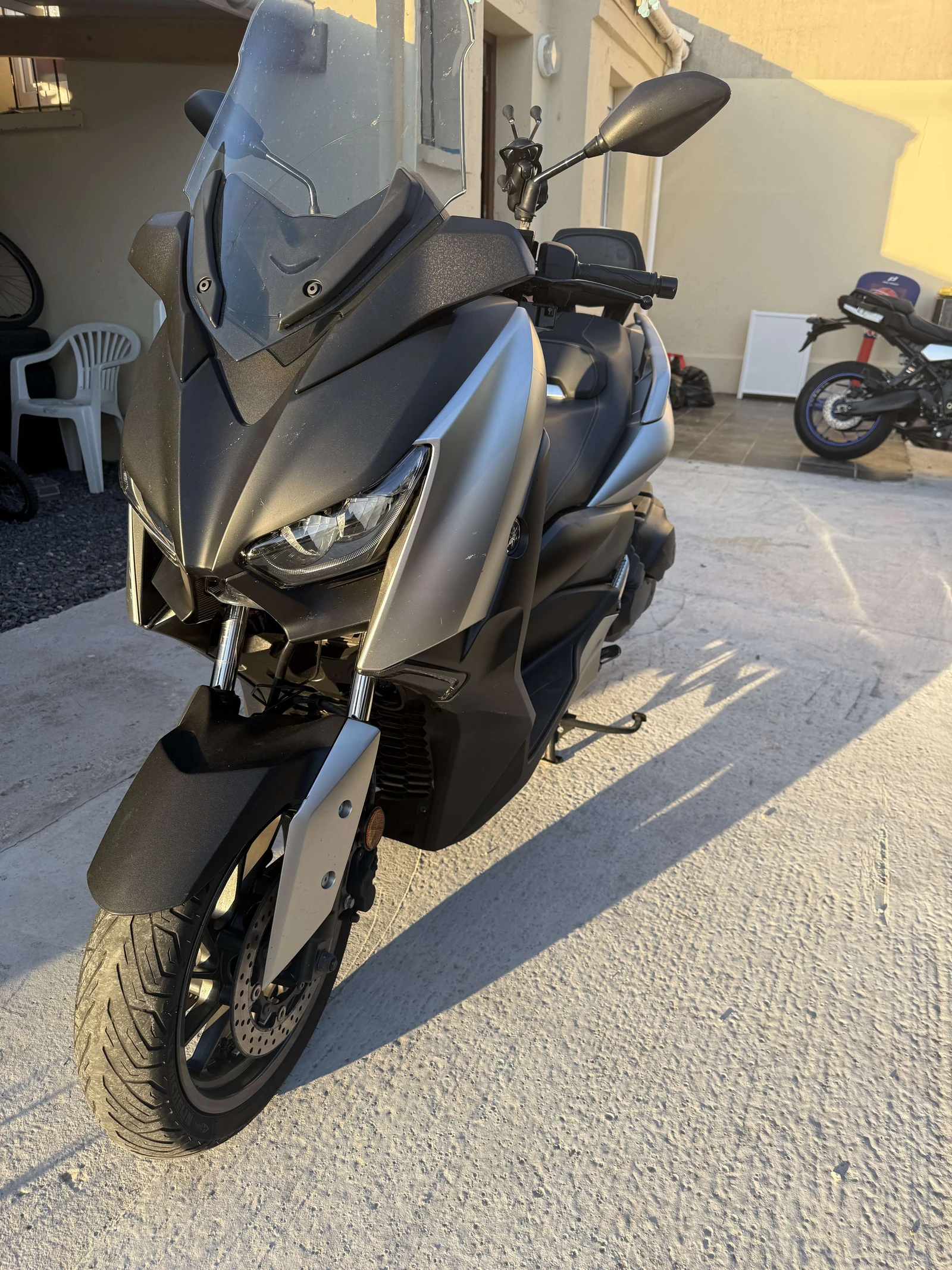 Yamaha X-Max 400