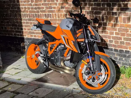 KTM 1290 Super Duke R
