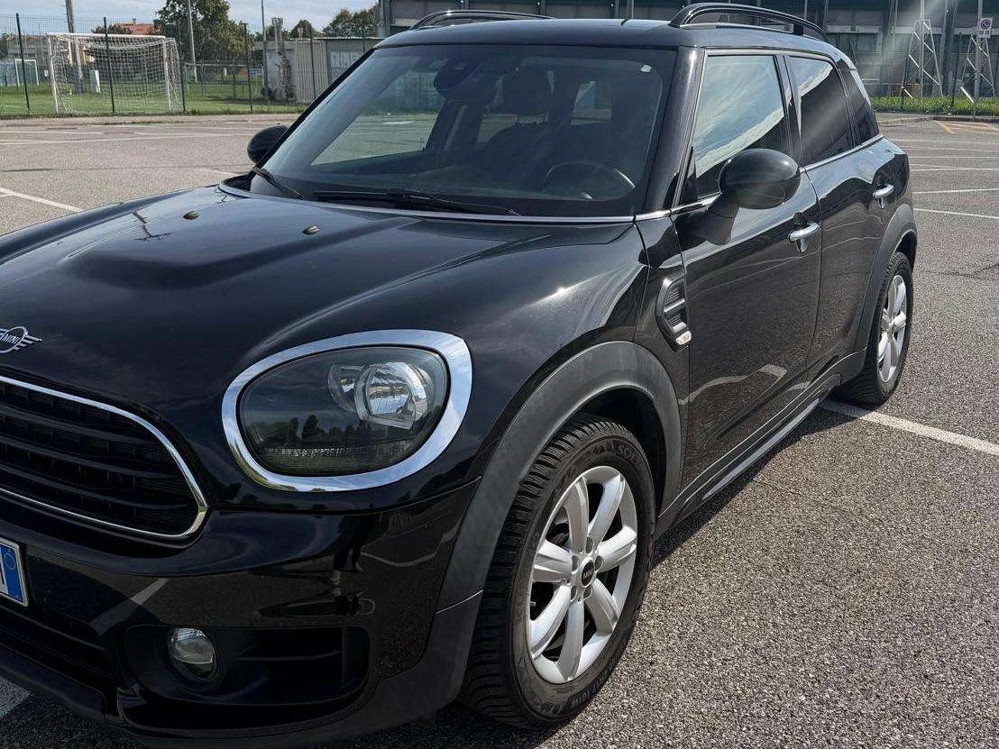 MINI One Countryman
