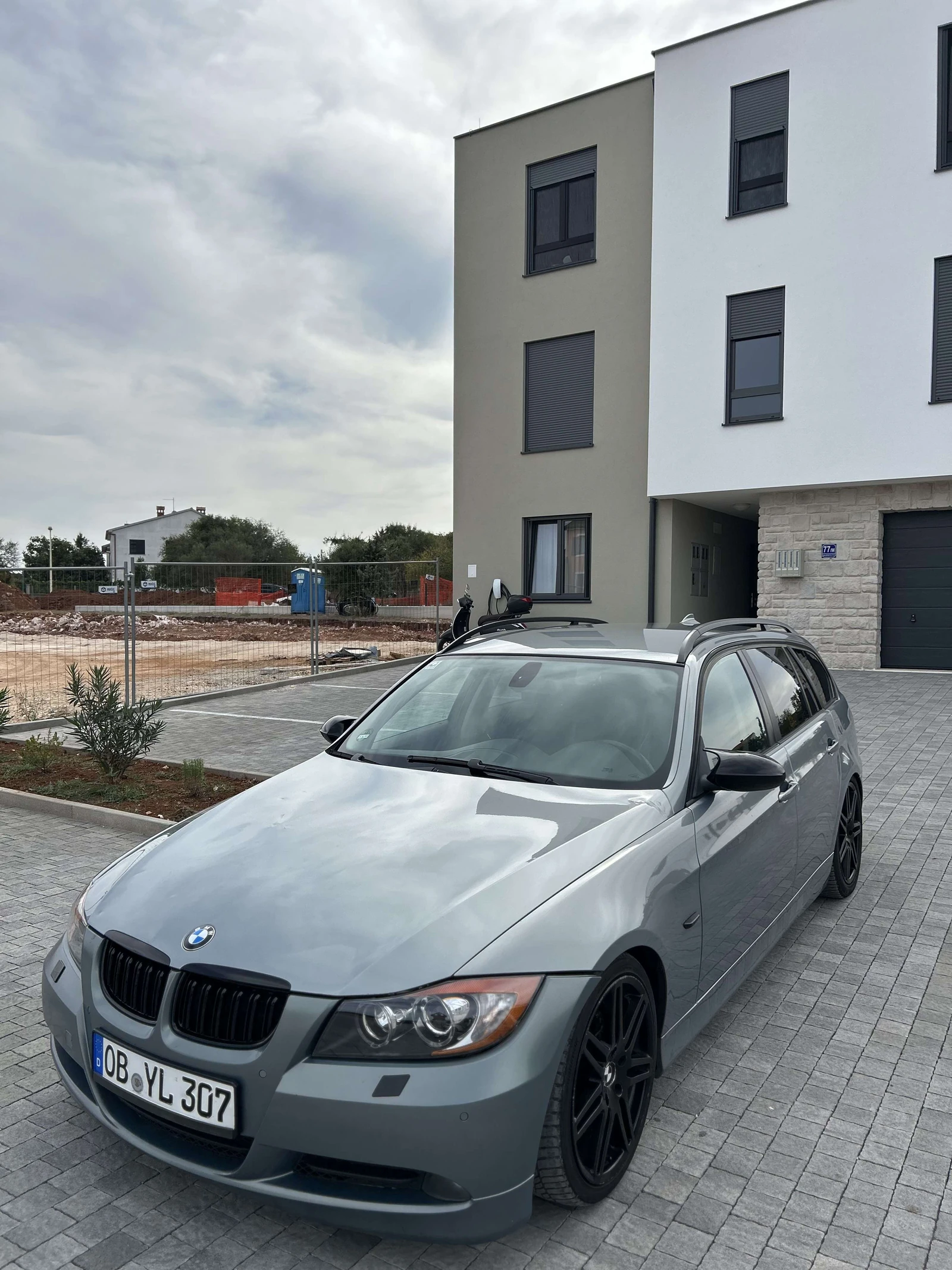 BMW 320