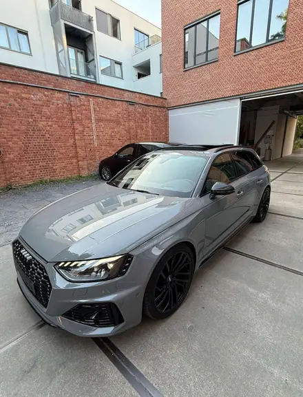 Audi RS4
