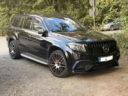 Mercedes-Benz GLS 500
