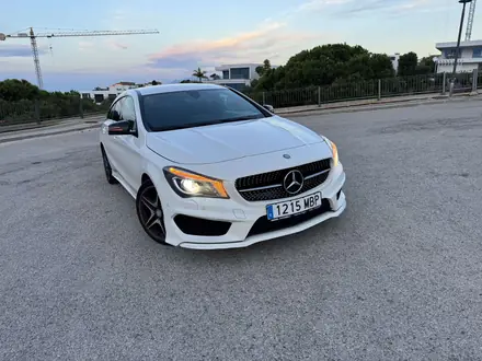Mercedes-Benz CLA 250