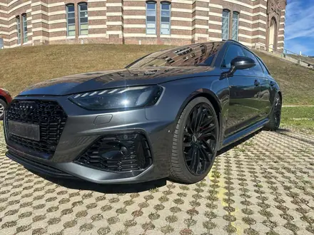 Audi RS4