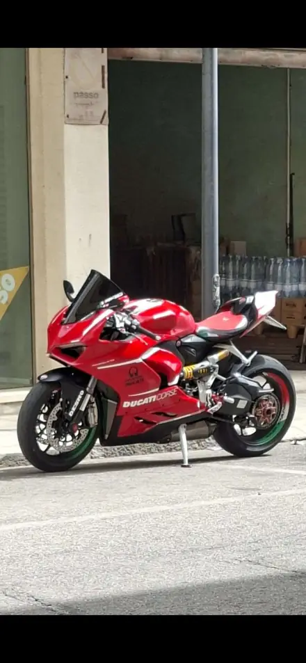 Ducati Panigale V2
