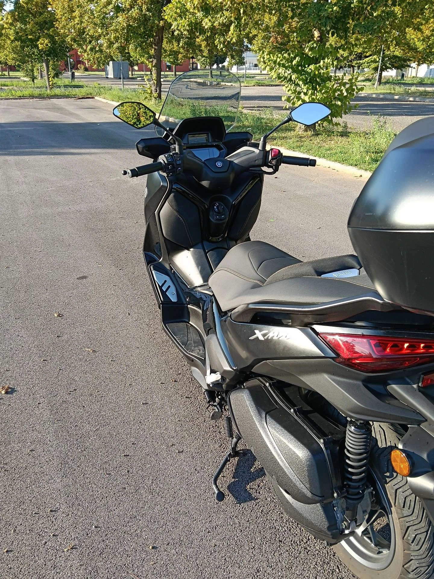 Yamaha X-Max 300