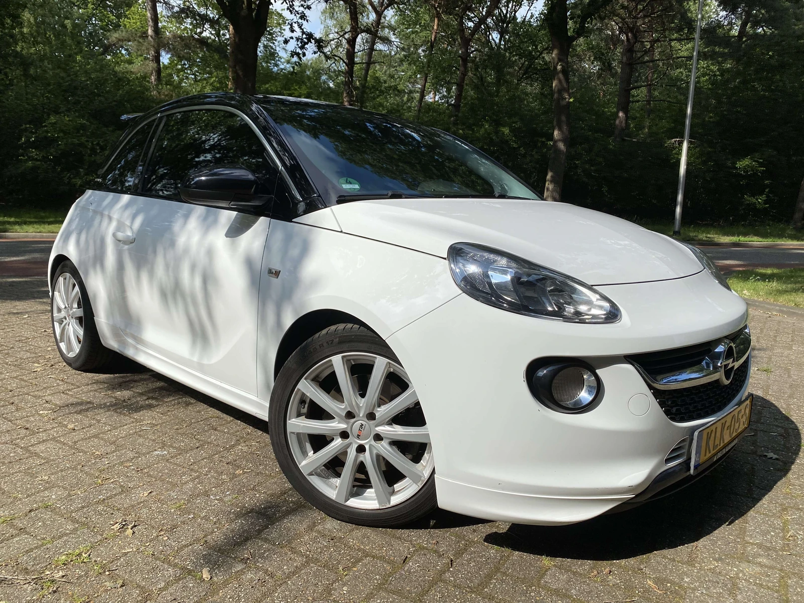 Opel Adam