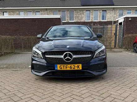 Mercedes-Benz CLA 220