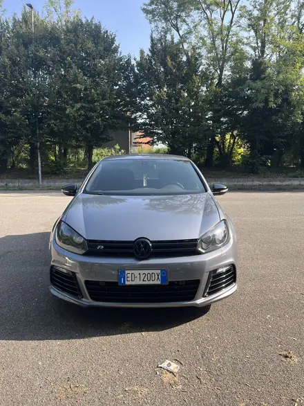 Volkswagen Golf R