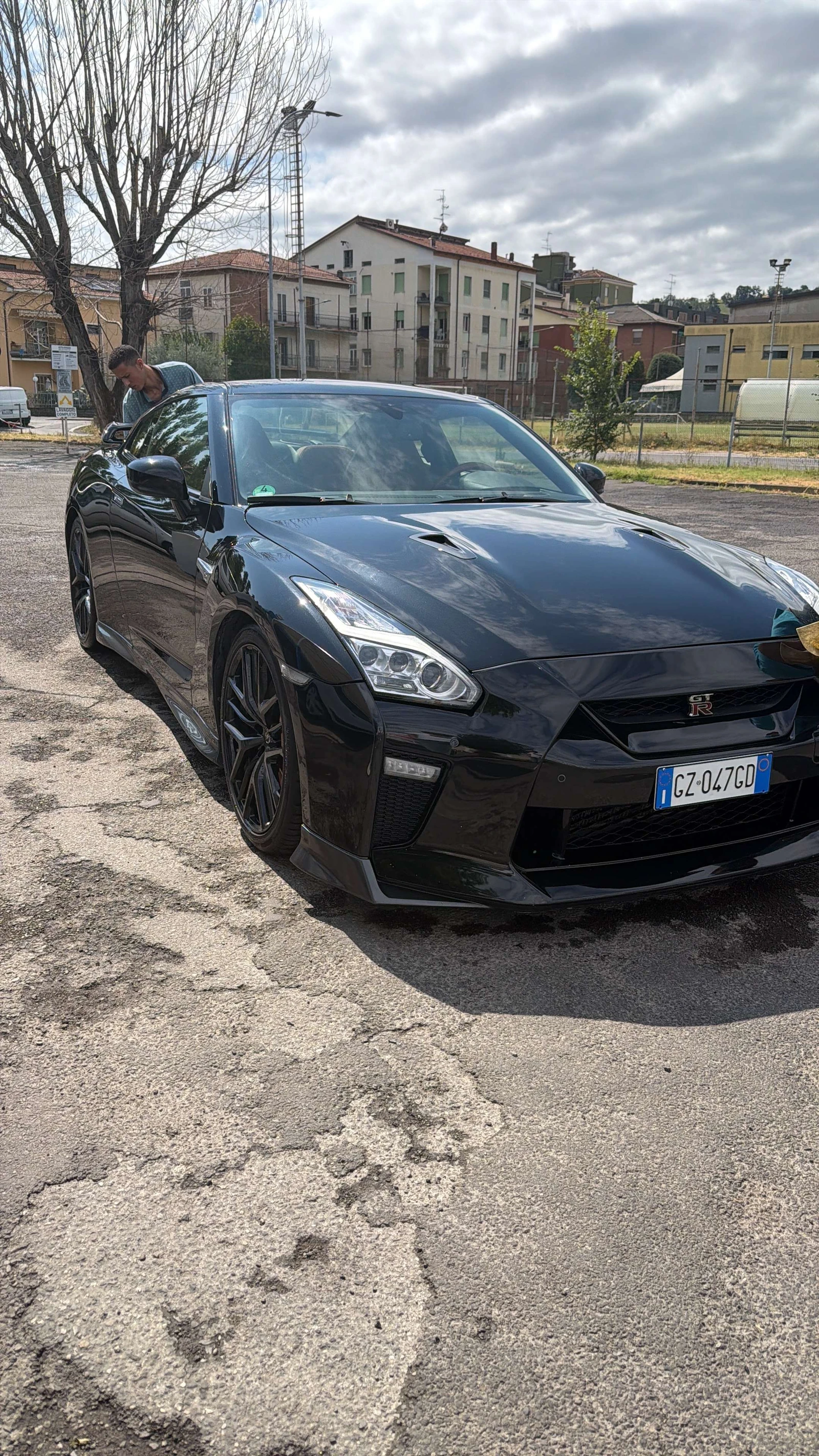 Nissan GT-R
