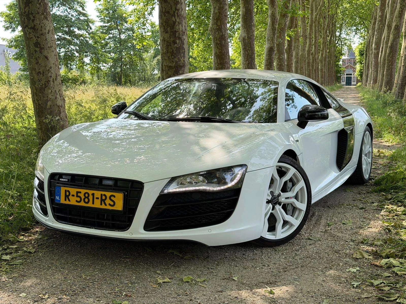 Audi R8 undefined