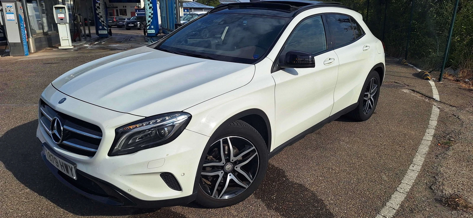 Mercedes-Benz GLA 200