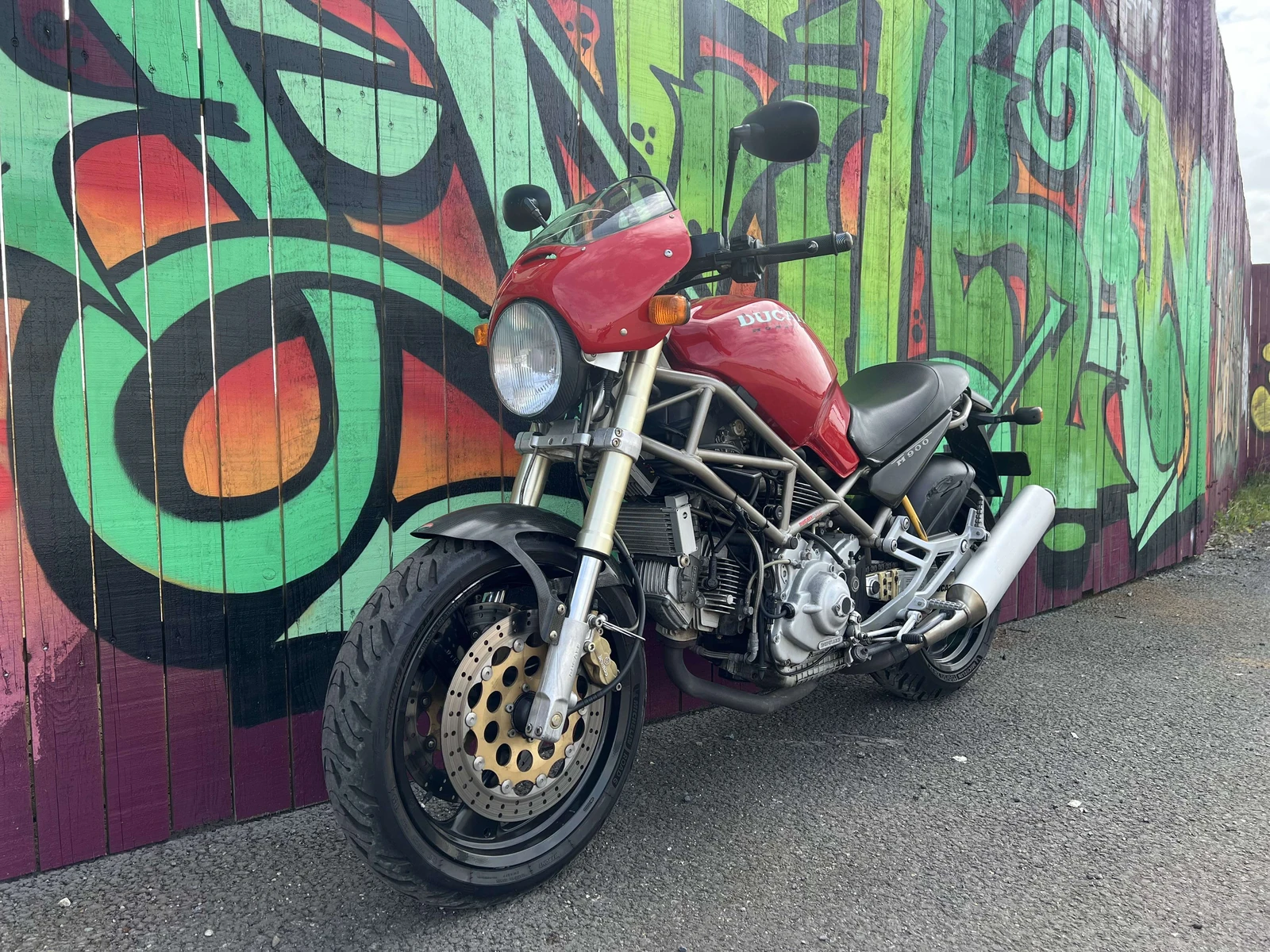 Ducati Monster 900 undefined