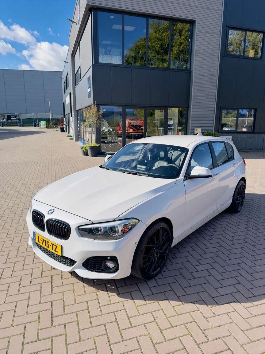 BMW 120