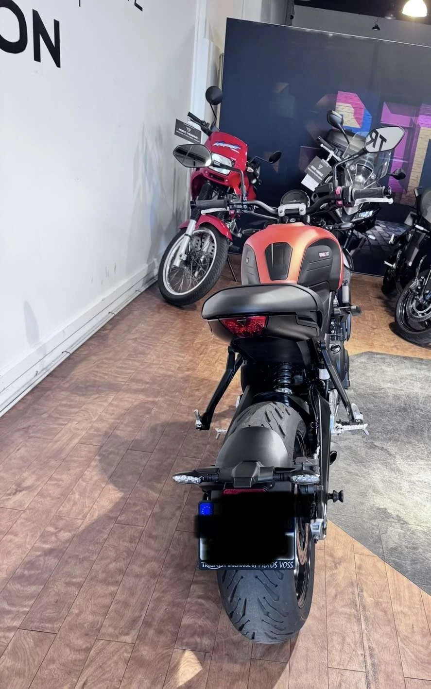 Triumph Trident 660