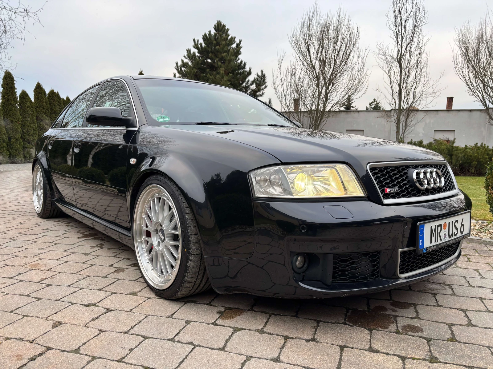 Audi RS6 undefined
