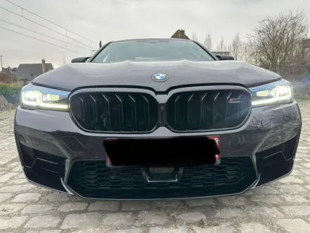 BMW M5
