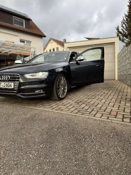 Audi S4