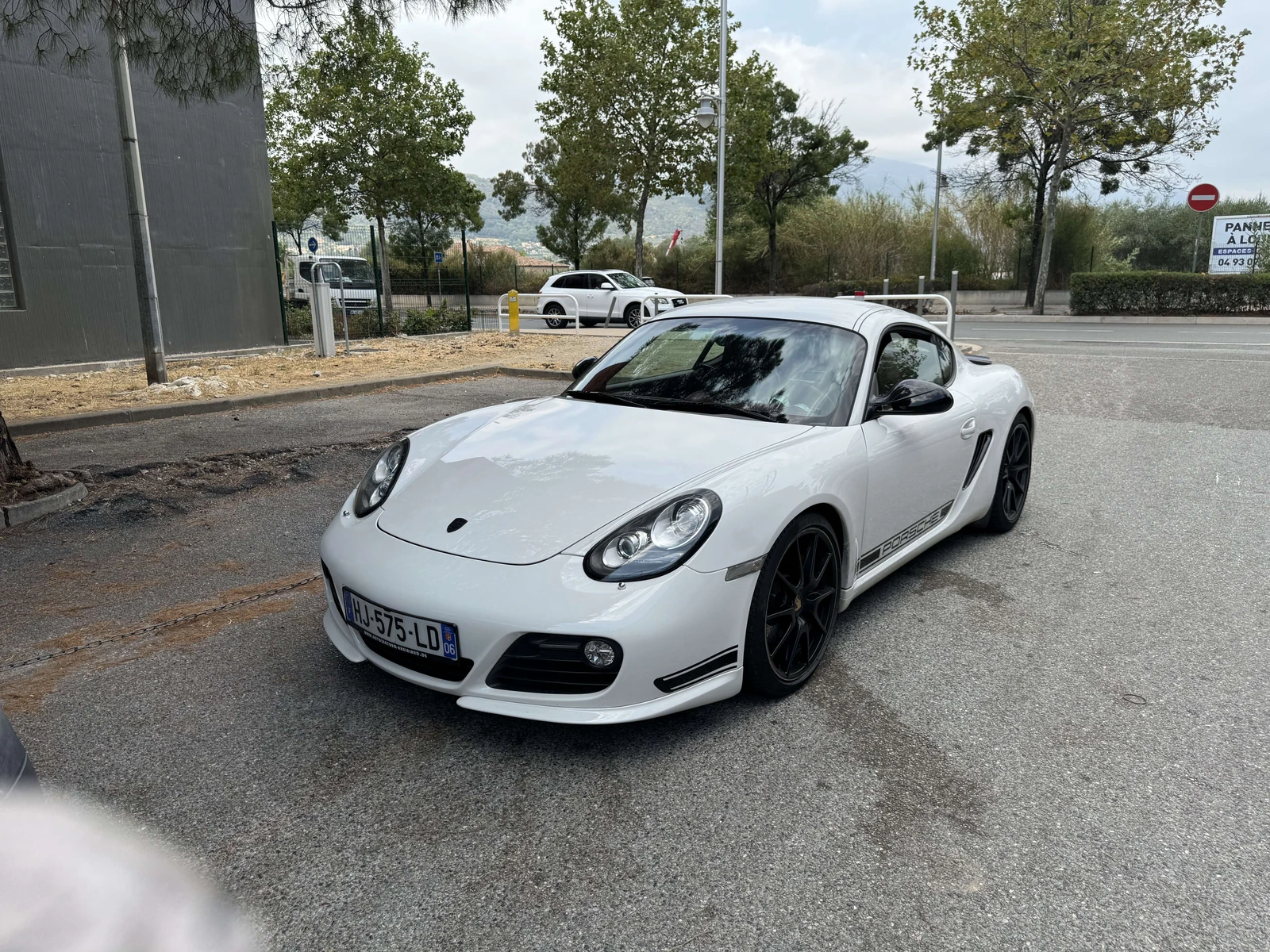 Porsche Cayman undefined