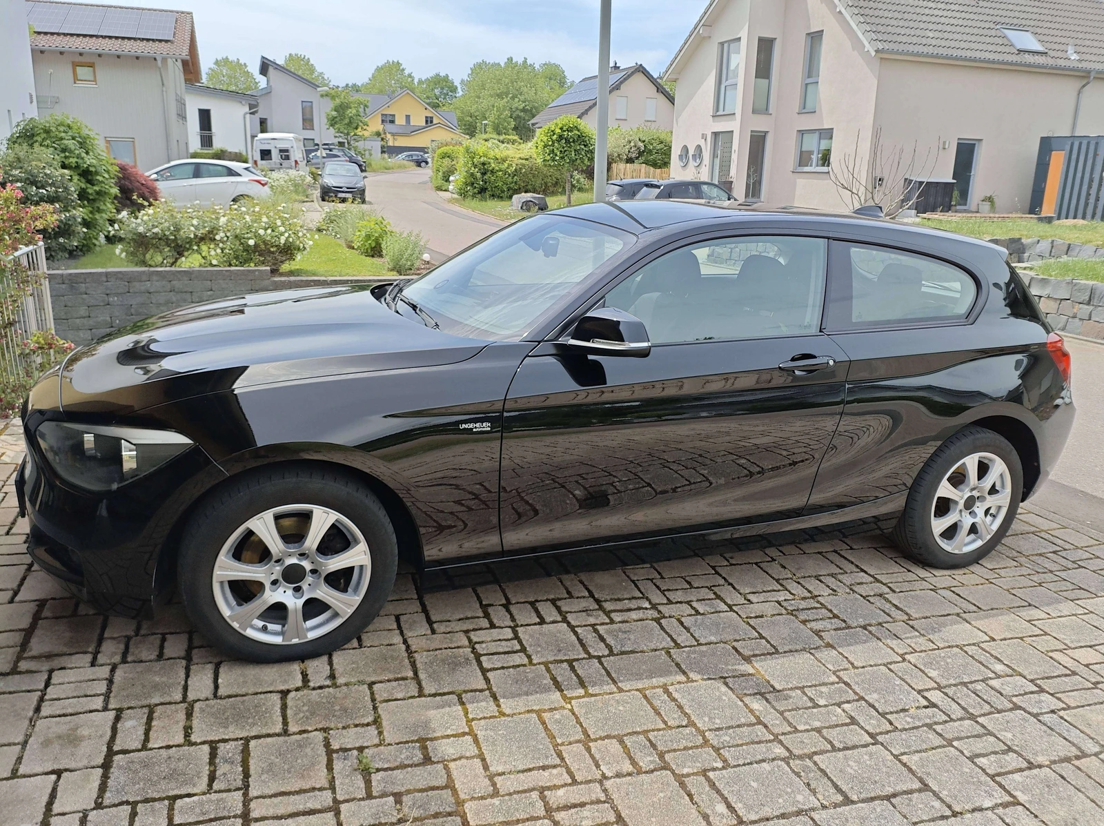 BMW 114
