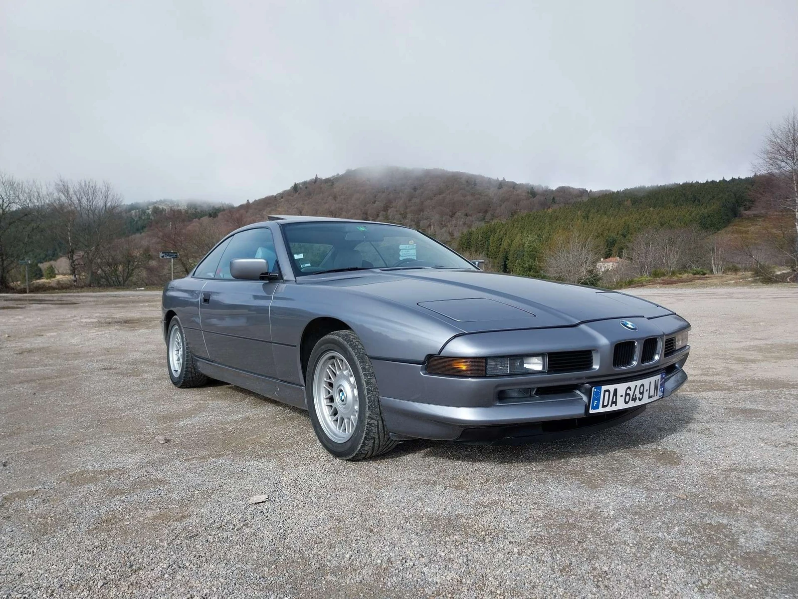 BMW 850