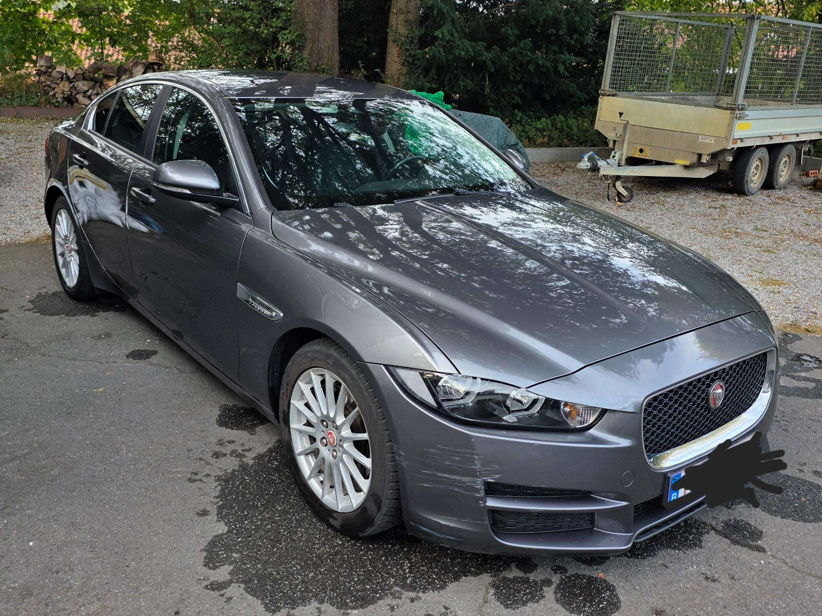 Jaguar XE