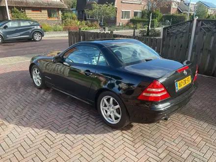 Mercedes-Benz SLK 200