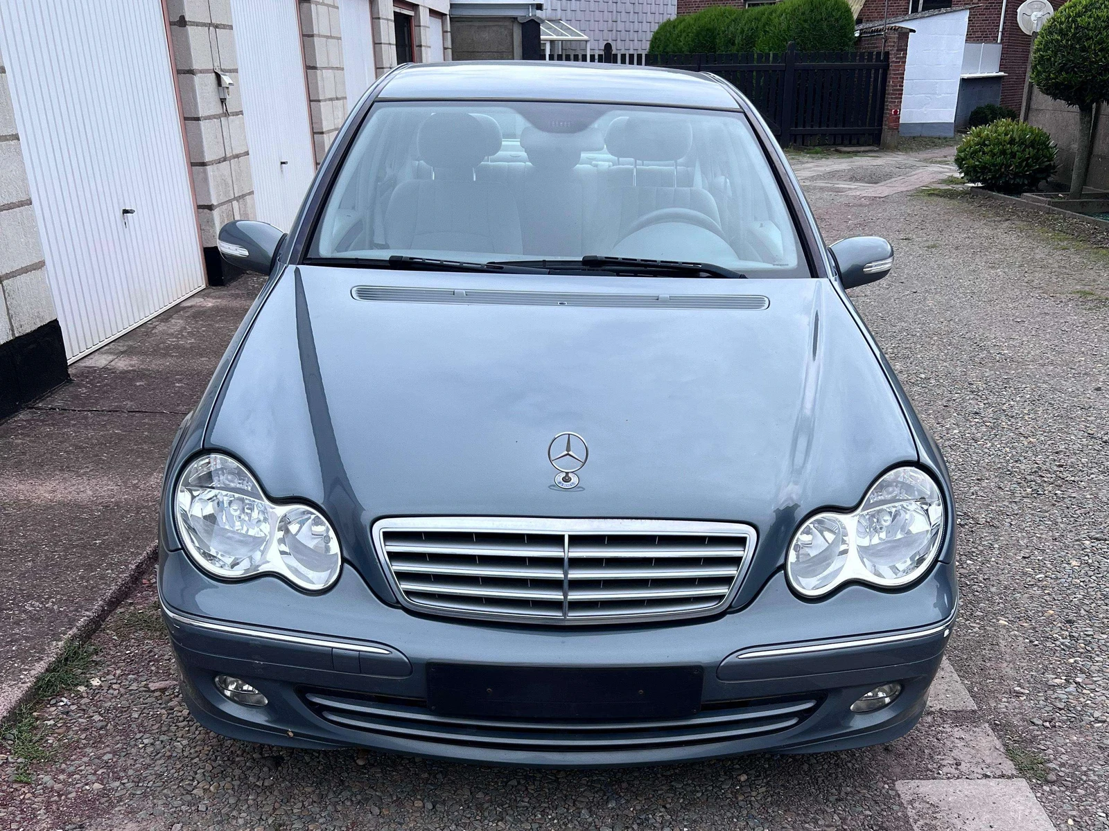 Mercedes-Benz C 200