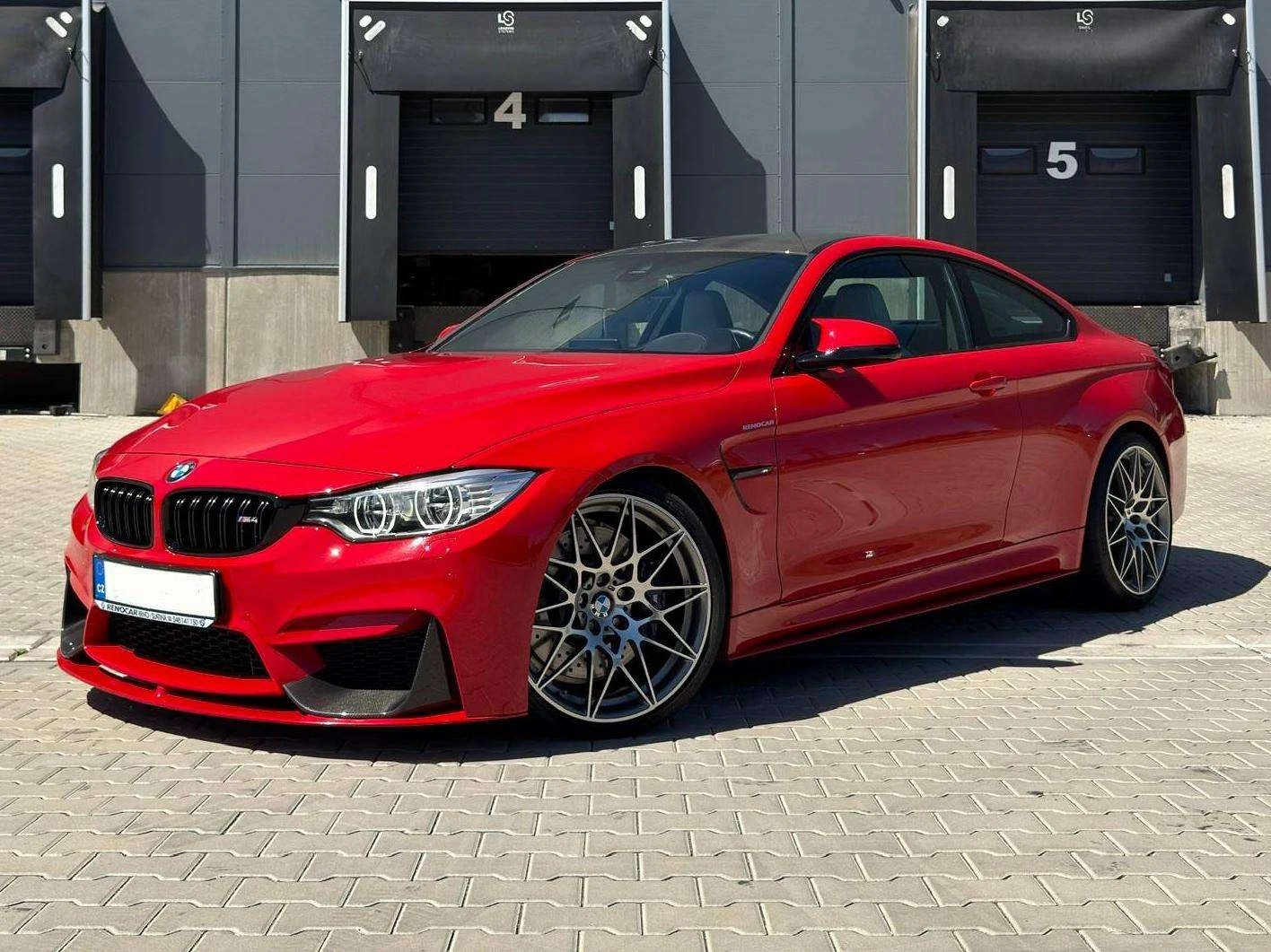 BMW M4 undefined