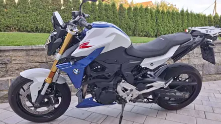 BMW F 900 R